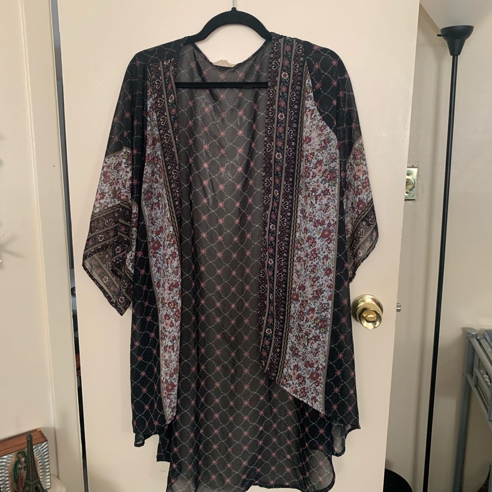 Black floral kimono